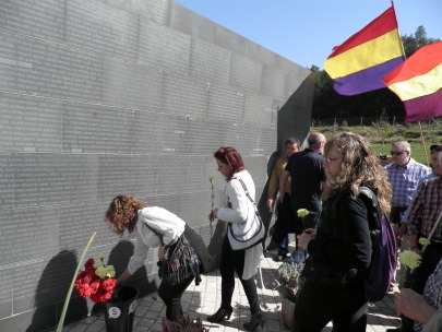 Homenaje republicano de Solidari en Sartaguda.